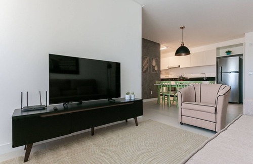 Ingleses Norte Apartment | WI-FI 300MB | 500m from the sea | Barbecue #IA21