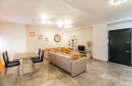 San Bernardo Apartment | Wide and diaphanous- 3Bd 2Bth- Alcázar