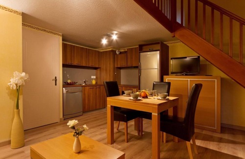 Isola Apartment | Wifi, 200m from resort center, fitness, tv, ski locker, 48-53m², Isola 2000