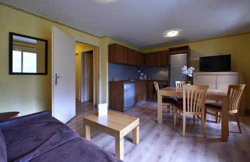 Isola Apartment | Wifi, 200m from resort center, fitness, tv, ski locker, 48-53m², Isola 2000
