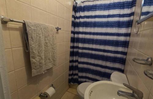 Ponce Centro Apartment | Wifi, Workspace , Perfect Location & Parking