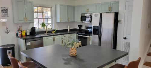 La Crosse House | Wild and Free! Lakefront Oasis on Great Creek!