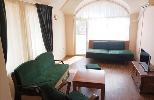 Saints Constantine and Helena Apartment | Wild Cherry Apartments - Apartment with SEA VIEW + FREE parking 2+3n