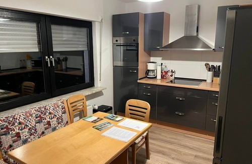 Straßenhaus Apartment | Wild Turkey Ranch - Hermanns Lodge - apartment/apartment, shower and bath, WC, 2