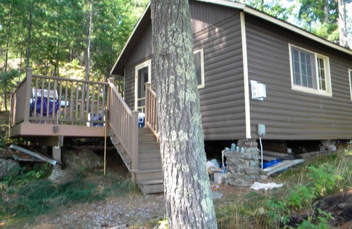 Crane Lake Cabin | Wilderness modern lake cabin