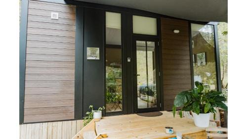 Mooloolah Valley House | Wilderness View by Tiny Away