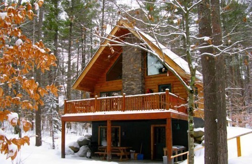 Jay Cabin | "Wildwood in the Pines" - Unique Adirondack Log Cabin - High Peaks