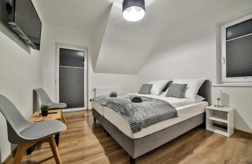 Rabka House | Willa Bania Rabka Zdrój - Bezpłatny całodzienny basen - blisko centrum - Widok na Babią Górę