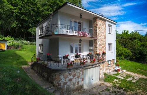 Checiny Bed & Breakfast | Willa Bona blisko Zamku Królewskiego i Rezerwatu zapraszam na grę miejską Magiczne Chęciny