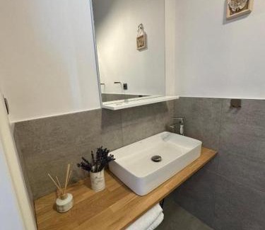 gmina Gorzyce Bed & Breakfast | Willa Cztery Rzeki