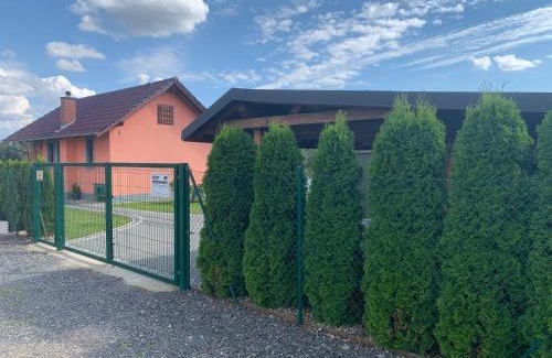 Lwowek Slaski Villa | Willa Różowy Domek