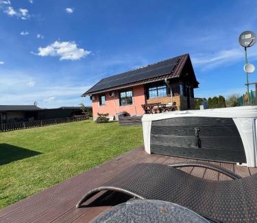 Lwowek Slaski Villa | Willa Różowy Domek