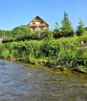 Stronie Slaskie Apartment | Willa Sowia nowe apartamenty nad górskim potokiem zachwycający widok na góry
