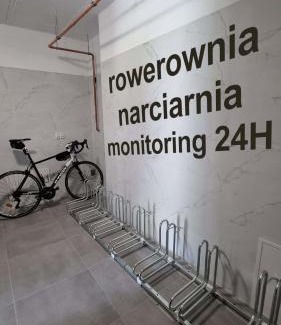 Stronie Slaskie Apartment | Willa Sowia nowe apartamenty nad górskim potokiem zachwycający widok na góry