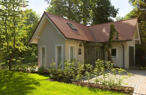 Kamienny Potok Apartment | Willa Szwarc cozy garden cottage