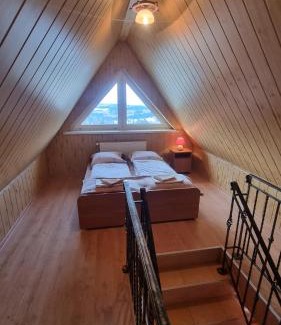 Czerwienne House | Willa u Skrajnioka