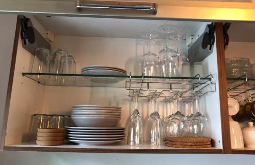 Aidlingen Apartment | Willkommen im Casa Felice, der Wohlfühl Oase mit Balkon, 4 Betten und Homeoffice Platz