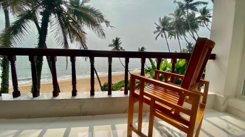 Kannur House | Willo Stays On the beach Sea view Ocean Hues holiday home