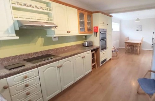 Northallerton Cottage | Willow Cottage 4 bedroomnCosy stopover, dogs welcome
