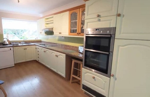 Northallerton Cottage | Willow Cottage 4 bedroomnCosy stopover, dogs welcome