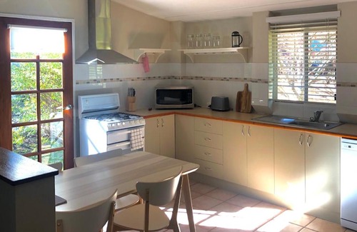 Kurrajong House | Willow Cottage