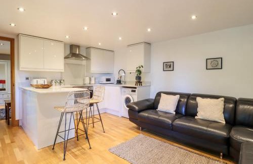 Dartford House | Willow Cottage