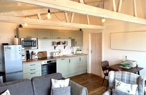 Helford Passage Cabin | Willow Lodge