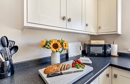 Wolf's Castle House | WILLOW LODGE - Wolfscastle