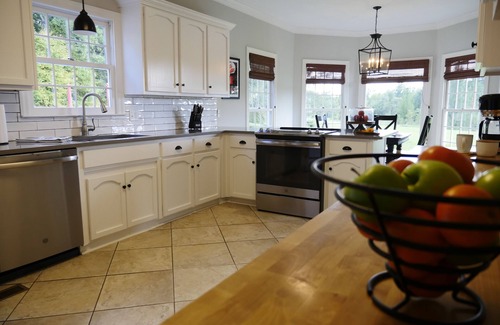 Pleasant View House | Willow Pond Nashville, A Private Luxury Five-Star Farmhouse Great for Lg Groups!