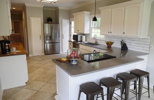 Pleasant View House | Willow Pond Nashville, A Private Luxury Five-Star Farmhouse Great for Lg Groups!