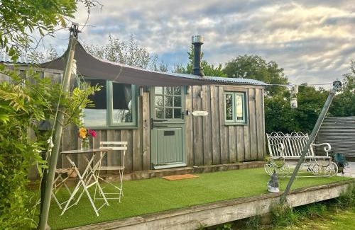Taunton House | Willowbank shepherds hut