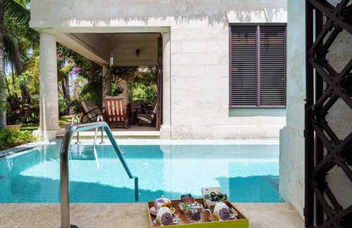Bowling Alley Hill Villa | Wimoweh in St James by Personal Villas - Stunning Serene Paradise