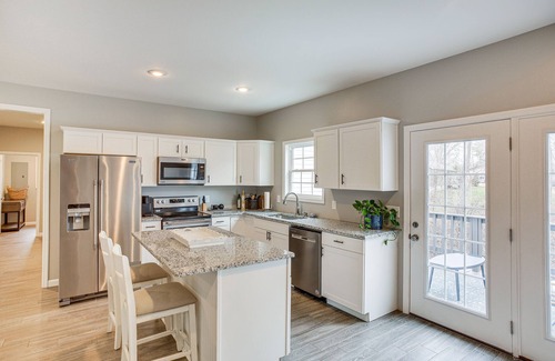 Winchester House | Winchester Home w/Deck < 1 Mi to Tims Ford Lake!