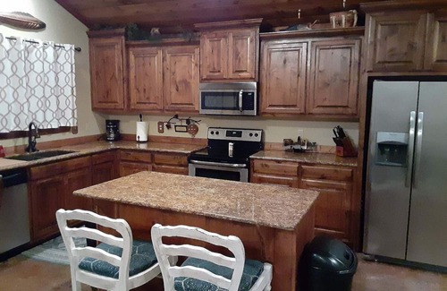 Gore House | Wind Ridge Cabin at Lake Tenkiller Sleeps 16