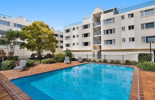 Golden Beach Apartment | Windbourne unit 4 Golden Beach QLD