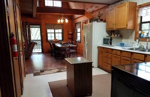 Pencil Bluff House | Windchimes Cabin-Seasonal View of Ouachita River