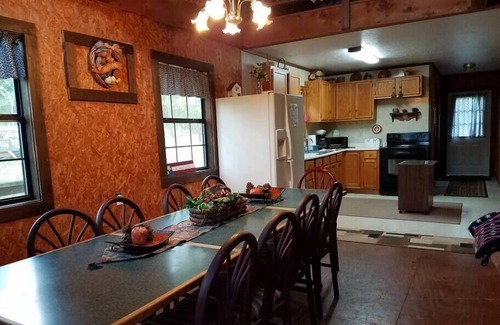 Pencil Bluff House | Windchimes Cabin-Seasonal View of Ouachita River