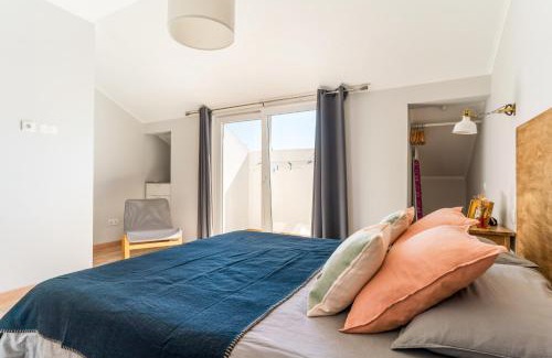 Baiona Apartment | Windmill Escape - Areia Townhouse