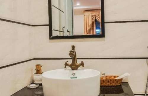 Kon Tum Hotel | Window 1 Hotel