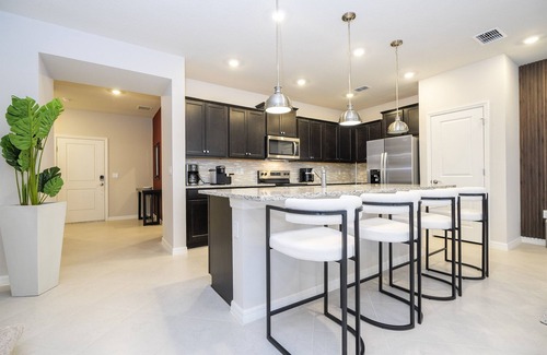 Four Corners House | Windsor Cay 5BR Villa | Private Pool & Game Loft