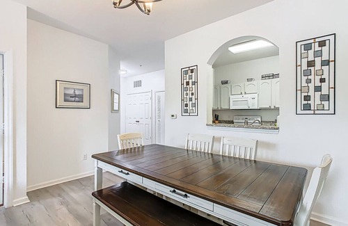 Windsor Hills Condo | Windsor Hills Bright 3BR Condo Resort Pool/Slides