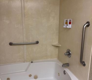 Dodge City Hotel | Windsor Inn & Suites