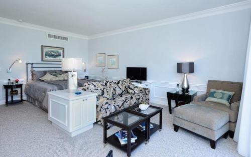 Osprey Apartment | Windsor Lodge Unit 3 close to the Beaches Siesta Key