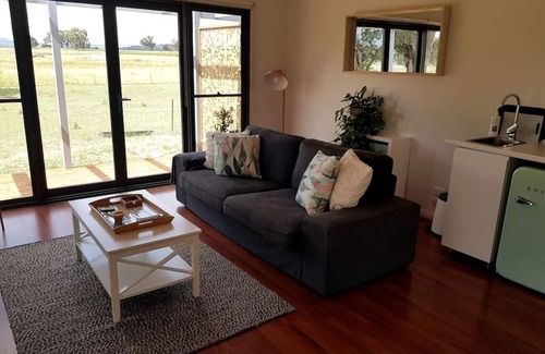 Buckaroo Apartment | Winery Studio on Scenic Acreage