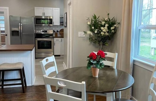 Winfield House | *Winfield's Premier Extended Stay* 2Bed~Luxury!