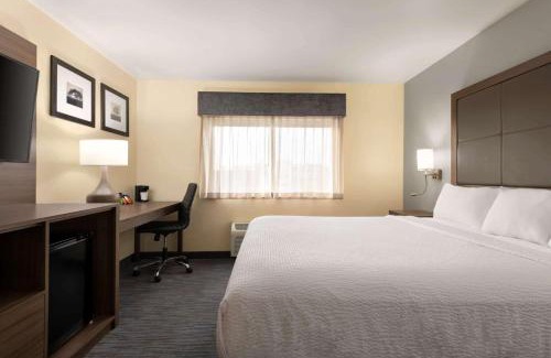 Appleton Hotel | Wingate by Wyndham Appleton