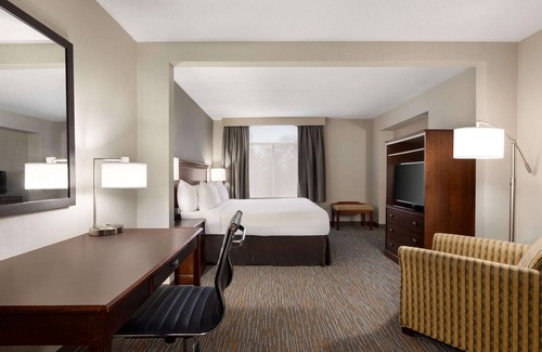 Bridgeport Hotel | Wingate by Wyndham Bridgeport/Clarksburg