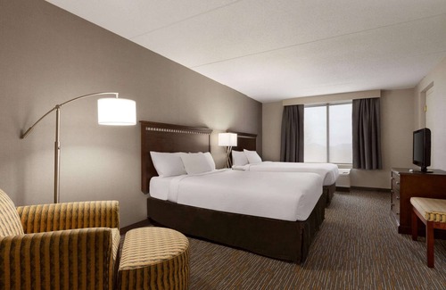 Bridgeport Hotel | Wingate by Wyndham Bridgeport/Clarksburg
