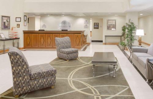 Bridgeport Hotel | Wingate by Wyndham Bridgeport Clarksburg