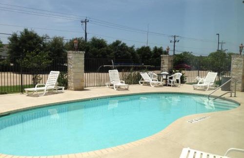 Southwood Valley Hotel | Wingate by Wyndham College Station South